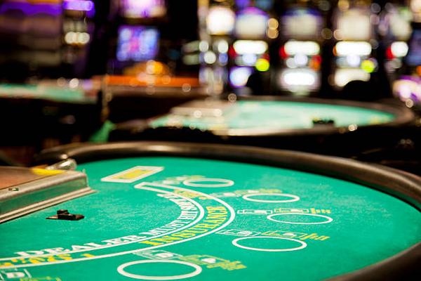 Explore Casino Card Variants Through オンラインカジノ サイト Collections